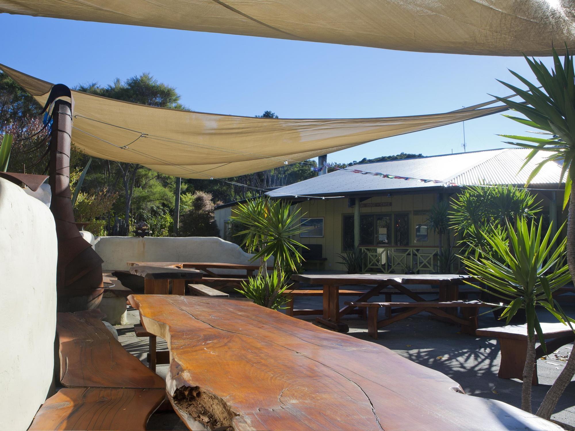 Awaroa Lodge Exterior foto